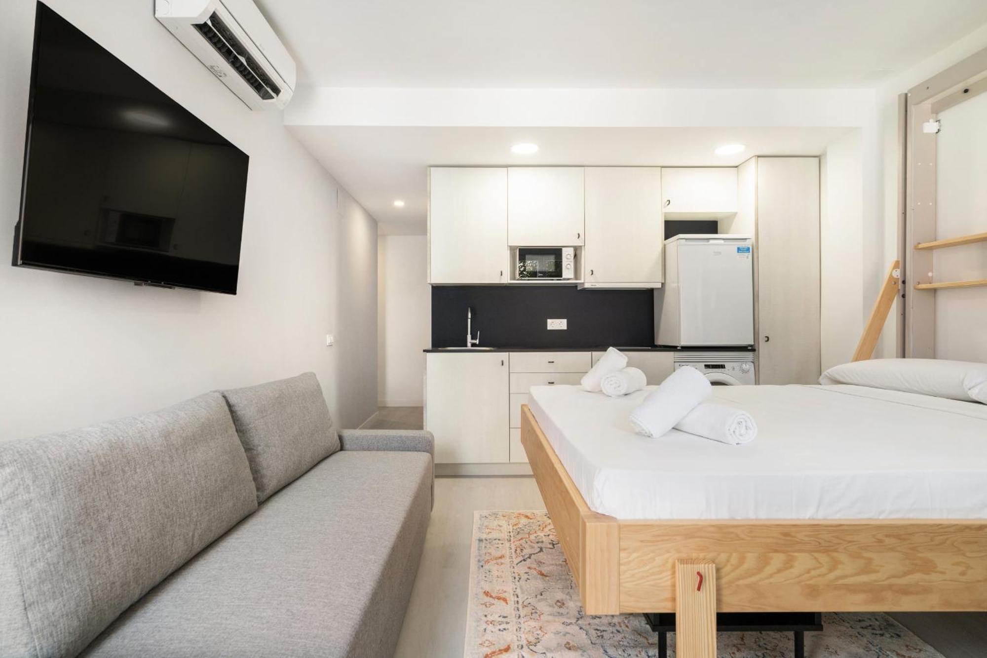 Madriver Apartamentos Reformados Con Parking Gratuito Dış mekan fotoğraf