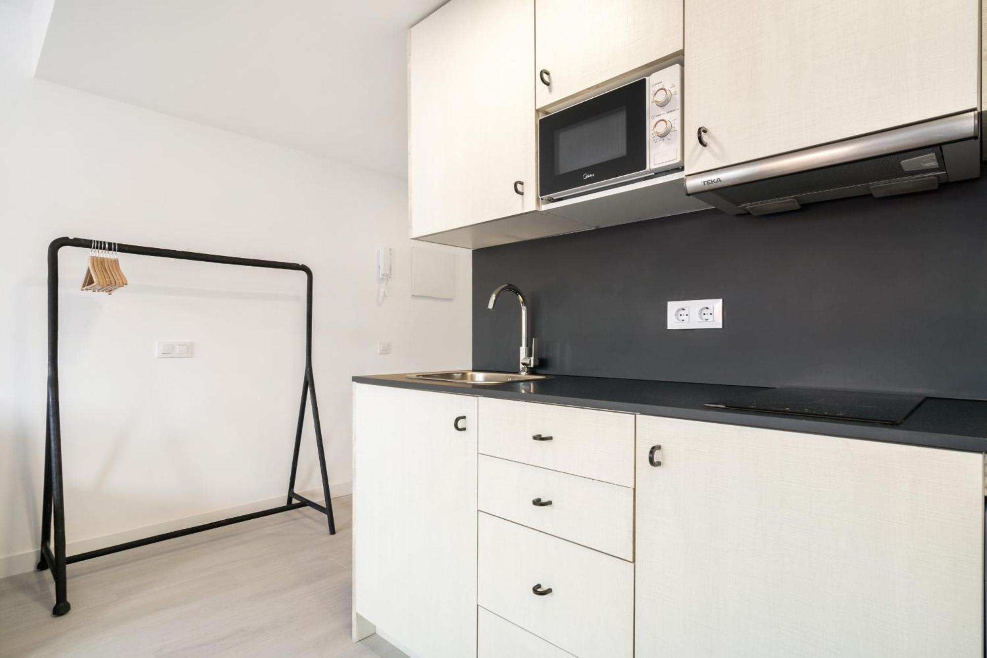 Madriver Apartamentos Reformados Con Parking Gratuito Dış mekan fotoğraf
