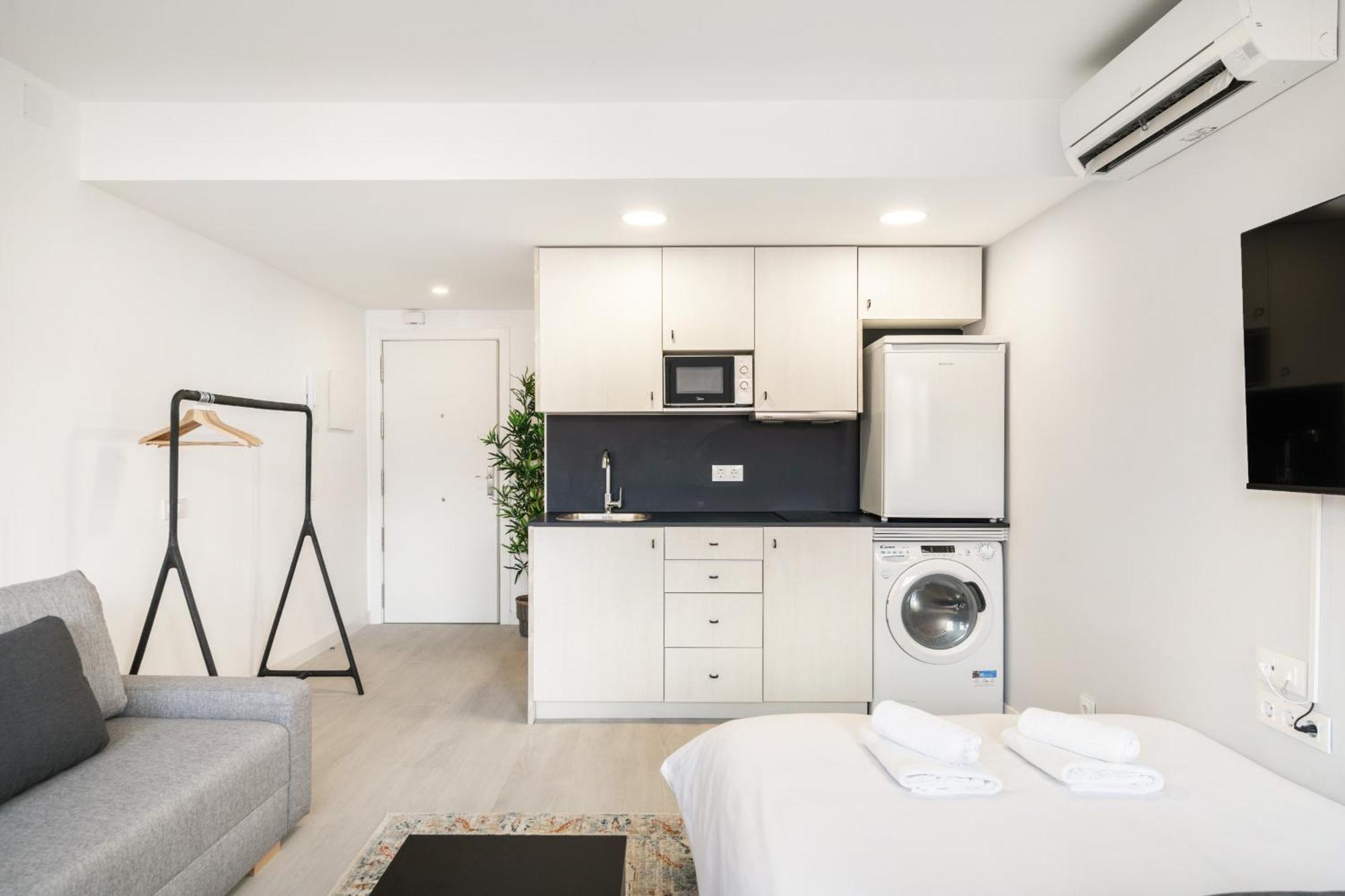 Madriver Apartamentos Reformados Con Parking Gratuito Dış mekan fotoğraf