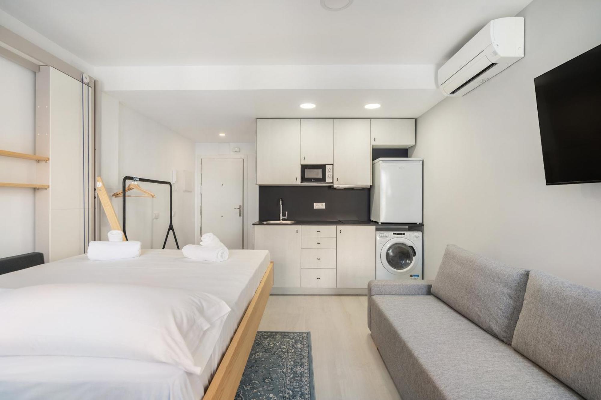Madriver Apartamentos Reformados Con Parking Gratuito Dış mekan fotoğraf