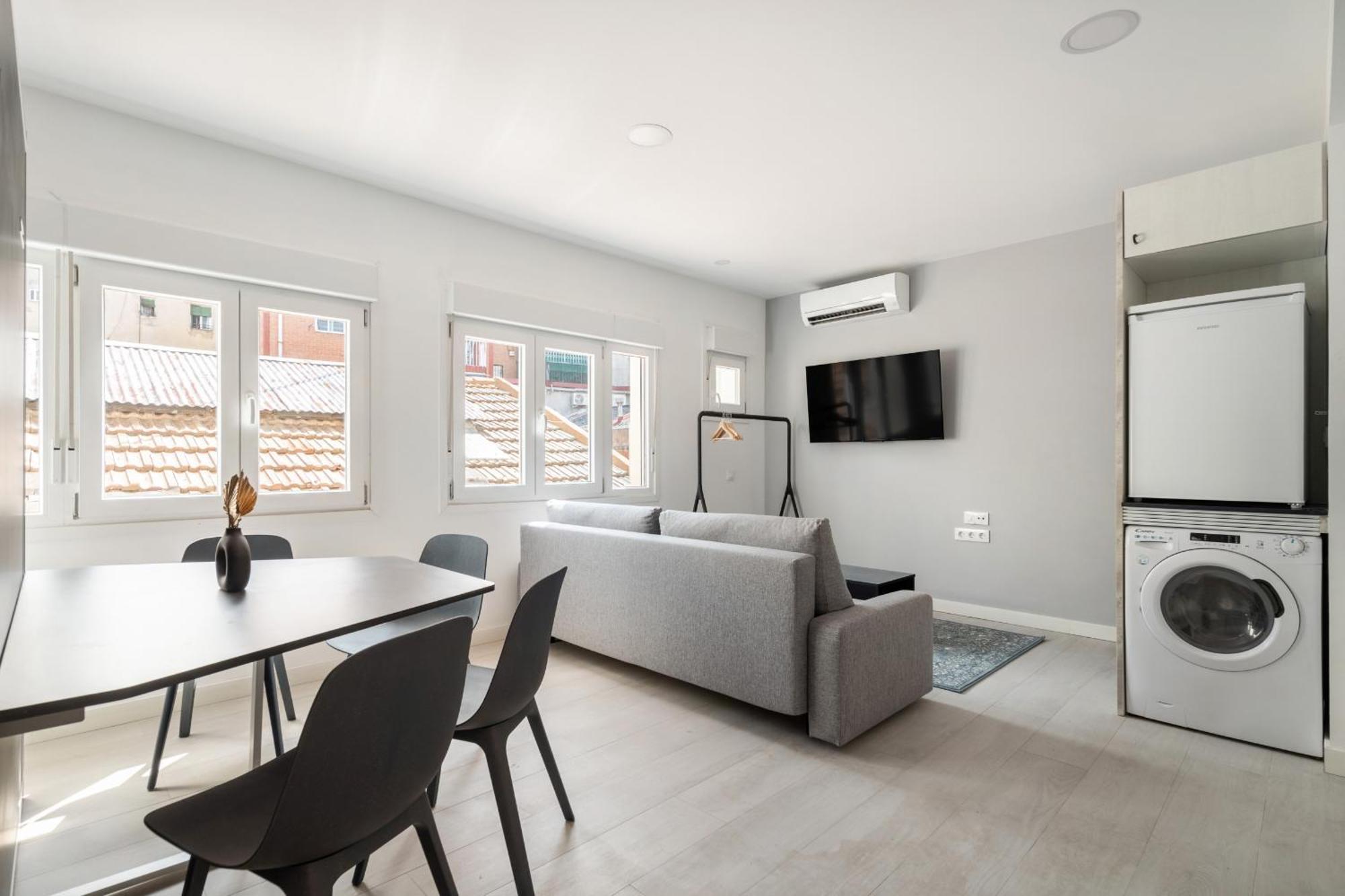 Madriver Apartamentos Reformados Con Parking Gratuito Dış mekan fotoğraf