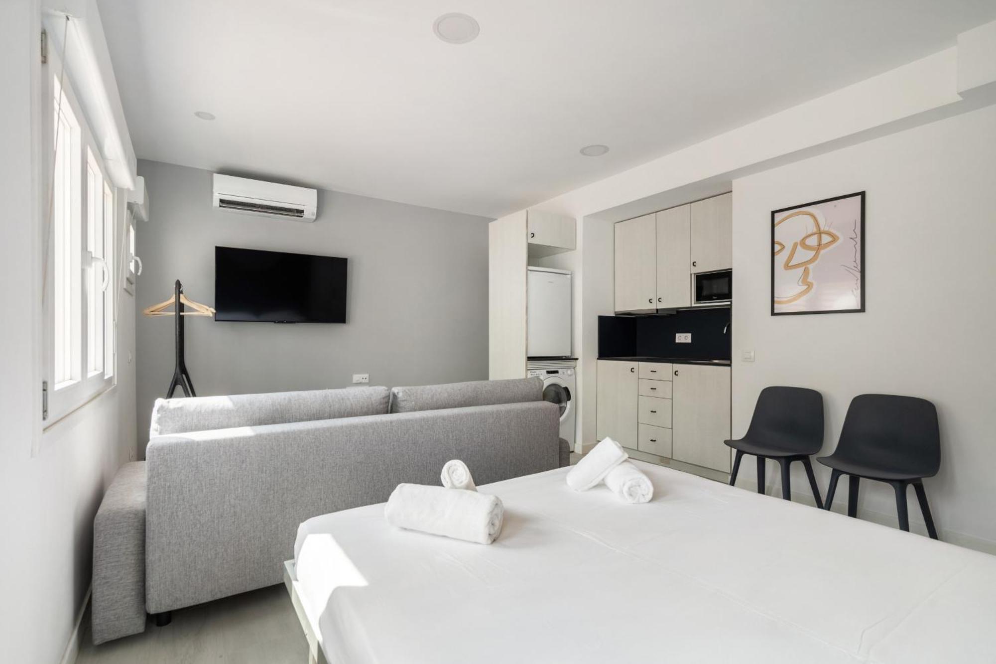 Madriver Apartamentos Reformados Con Parking Gratuito Dış mekan fotoğraf