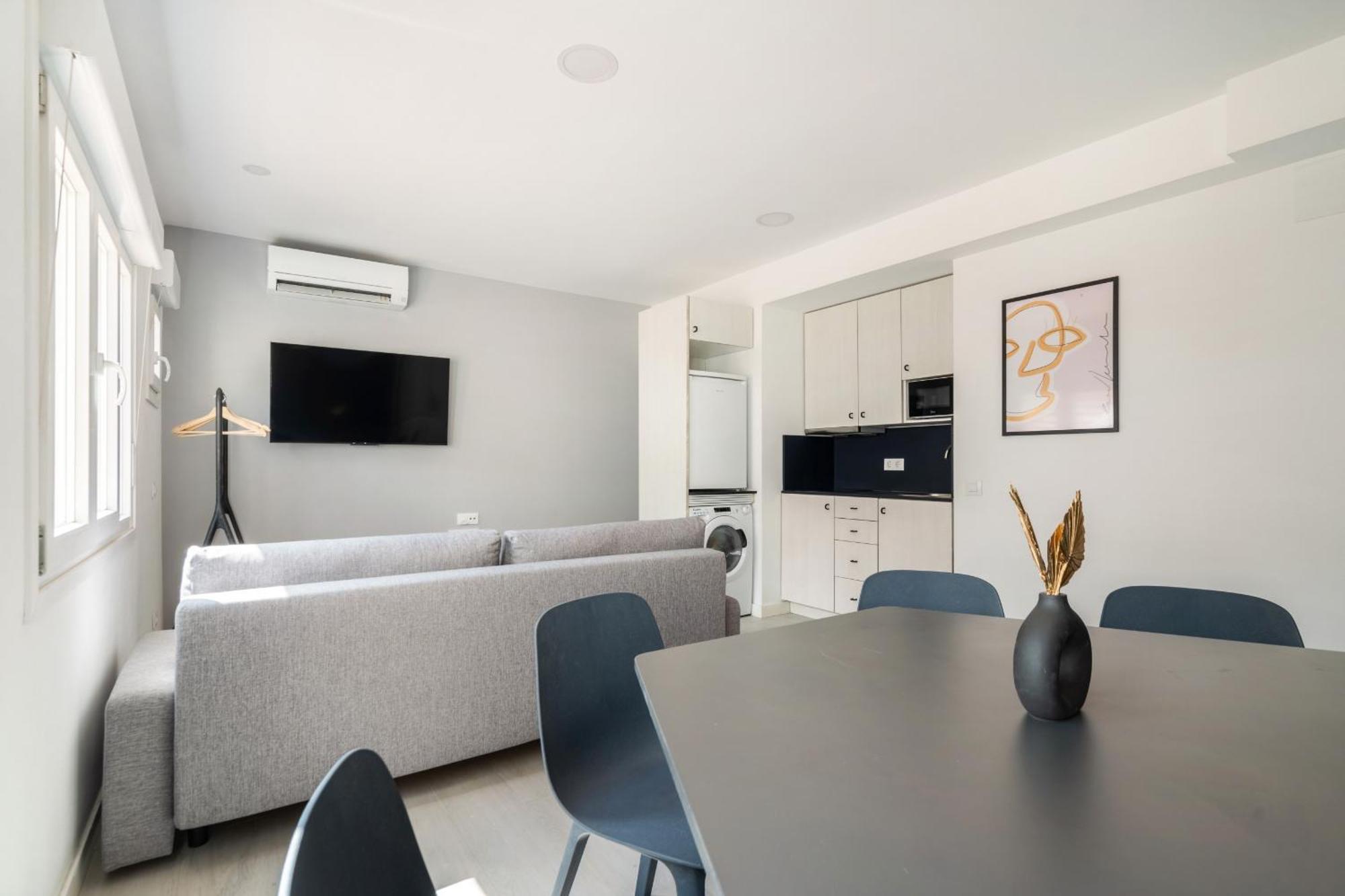 Madriver Apartamentos Reformados Con Parking Gratuito Dış mekan fotoğraf