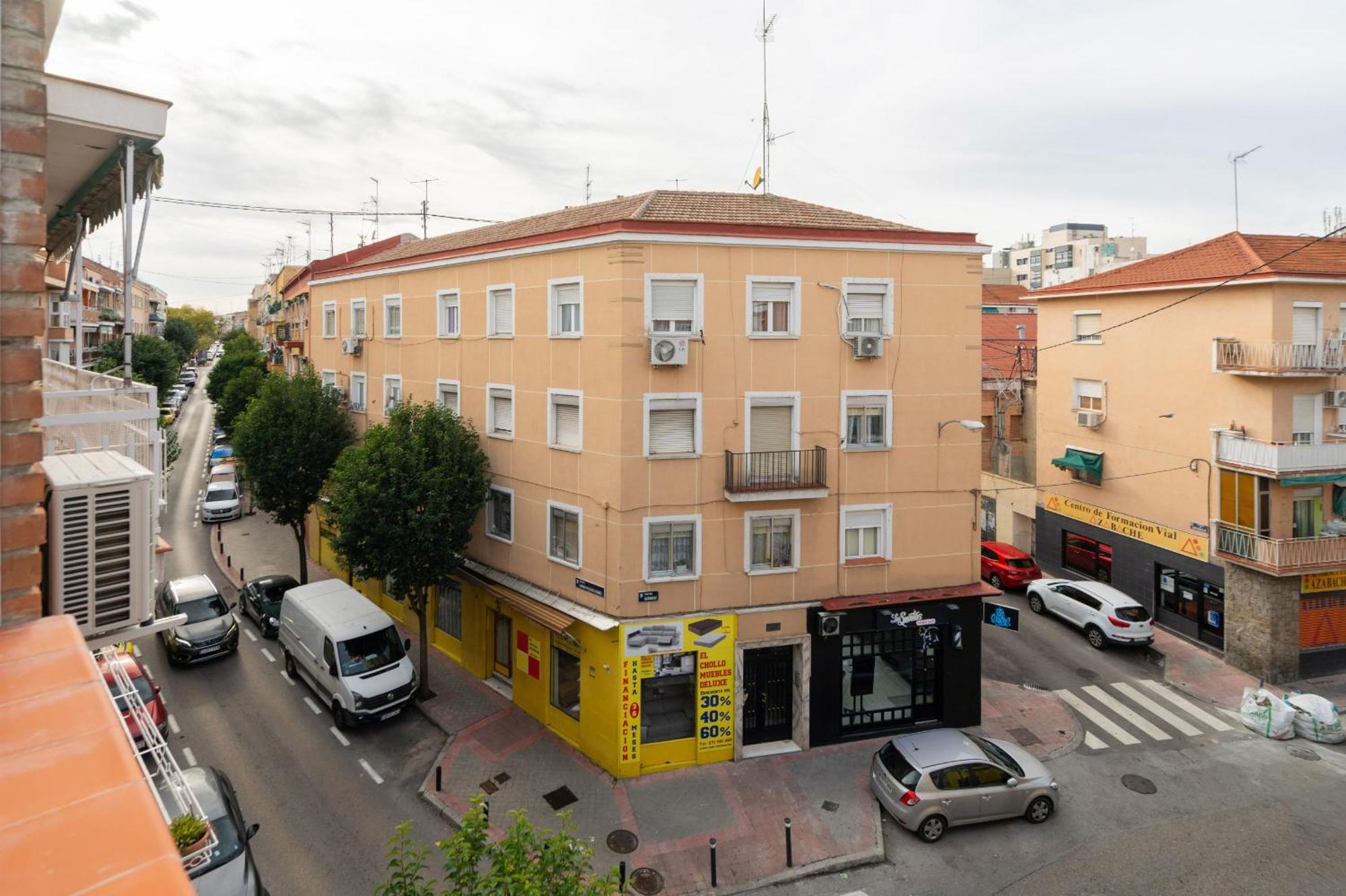 Madriver Apartamentos Reformados Con Parking Gratuito Dış mekan fotoğraf