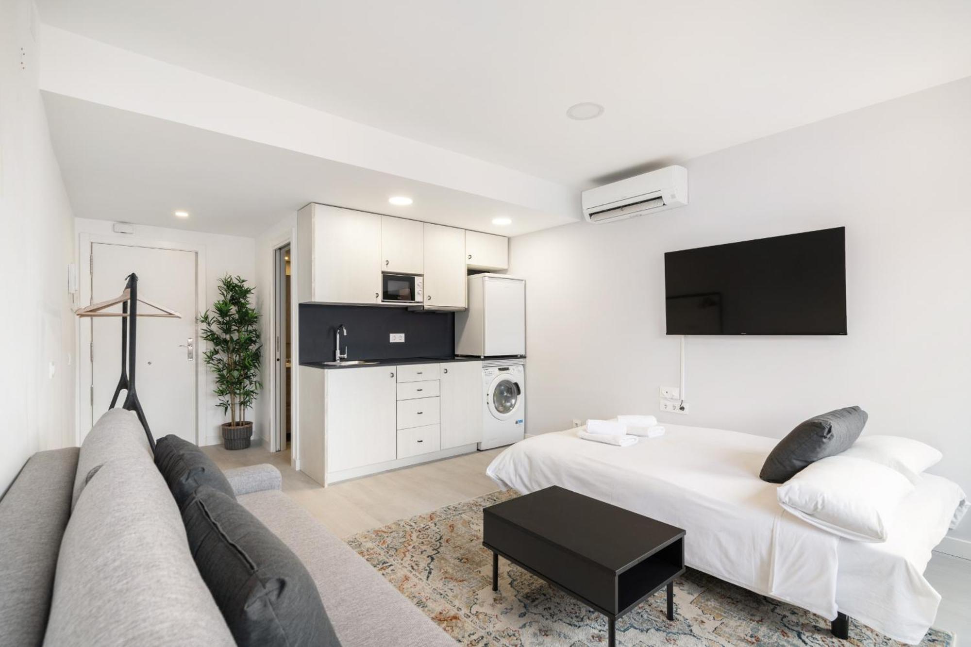 Madriver Apartamentos Reformados Con Parking Gratuito Dış mekan fotoğraf